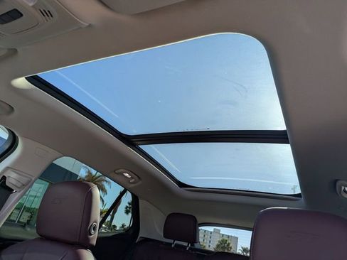 Used 2025 Buick Envision Sport Touring AWD/4WD image 24