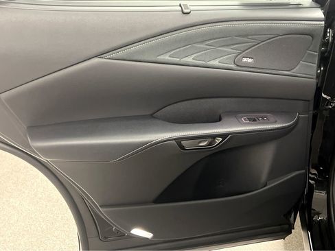 New 2026 Lexus RX 450h AWD image 18