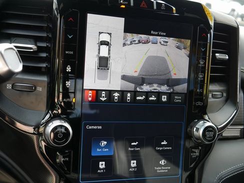 Used 2024 RAM 2500 Limited image 19