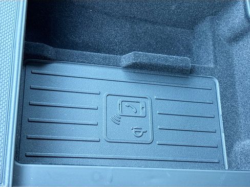 Used 2024 Audi SQ8 Prestige w/ Prestige Package image 30