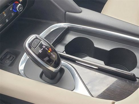 Used 2021 Buick Enclave Premium w/ Sun and Sites Package image 30