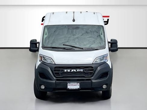 Used 2024 RAM ProMaster 3500 w/ Convenience Group FWD image 2