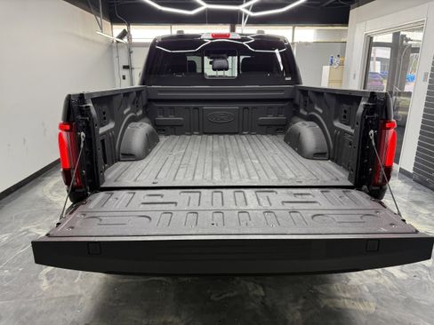 Used 2024 Ford F150 Lariat w/ Equipment Group 502A High AWD/4WD image 29