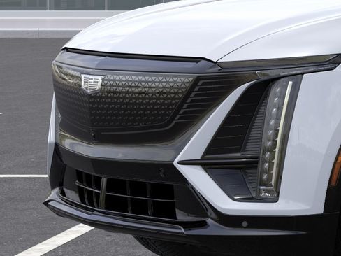 New 2026 Cadillac Lyriq Sport RWD image 13