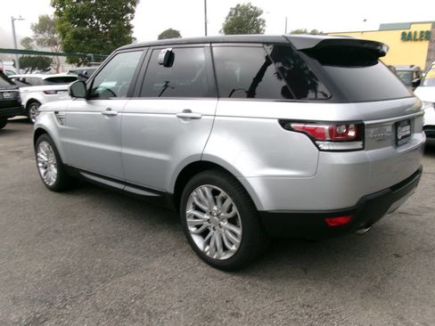 Used 2014 Land Rover Range Rover Sport Supercharged image 3