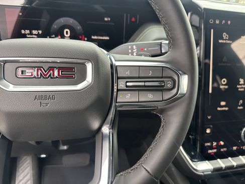 New 2026 GMC Yukon XL Elevation image 20