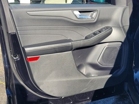 Certified 2023 Ford Escape SE image 16