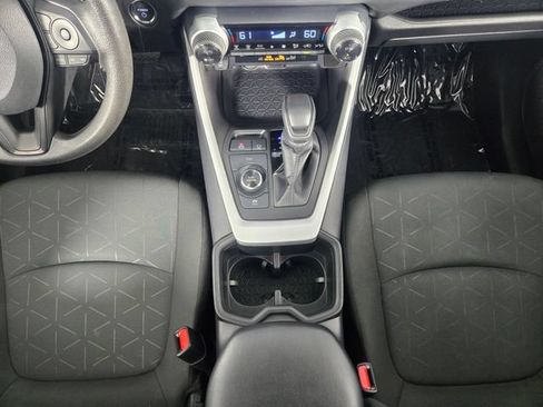 Used 2025 Toyota RAV4 XLE AWD/4WD image 24