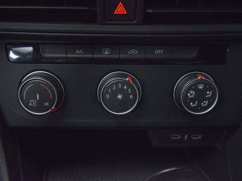 Used 2024 Volkswagen Jetta S image 28