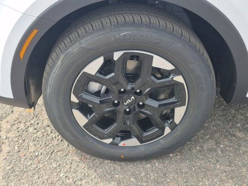 New 2026 Kia Sorento S image 17