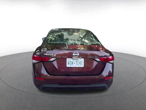 Used 2025 Nissan Sentra SV FWD image 12