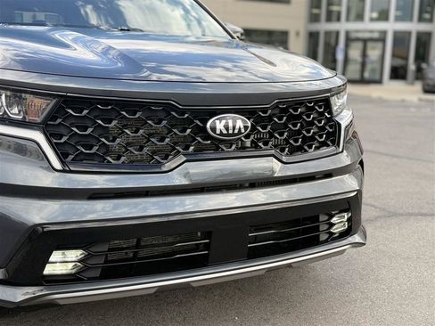Used 2021 Kia Sorento EX w/ Panoramic Sunroof Package AWD/4WD image 12
