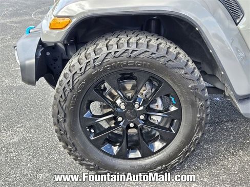 Used 2022 Jeep Wrangler Unlimited Sahara image 7