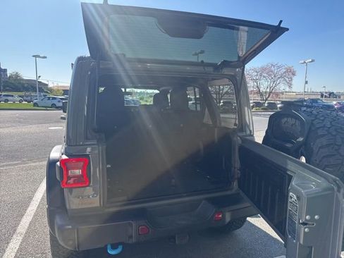 Used 2021 Jeep Wrangler Unlimited Rubicon 4xe w/ Steel Bumper Group image 12