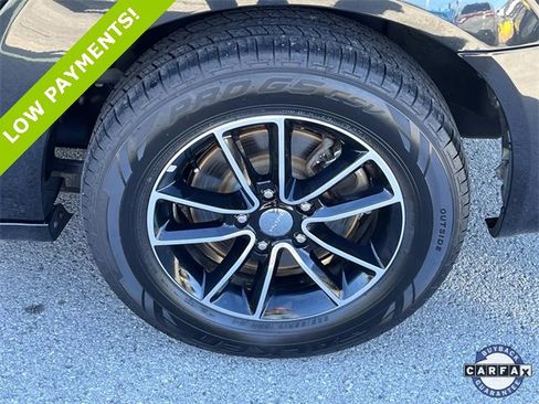 Certified 2018 Dodge Grand Caravan SE image 11