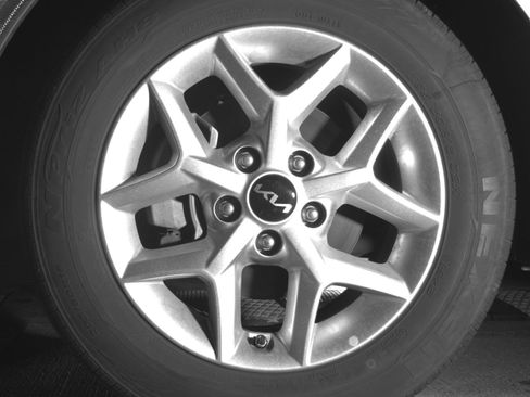Used 2025 Kia Soul LX w/ LX Technology Package FWD image 12
