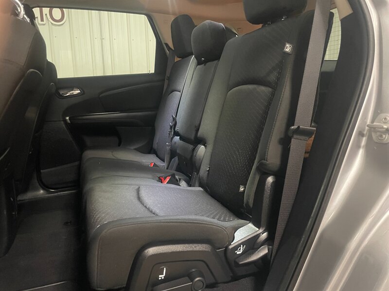 Used 2018 Dodge Journey SXT w/ Safe & Sound Group AWD/4WD image 16