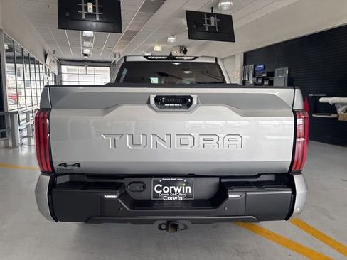 Used 2025 Toyota Tundra Limited AWD/4WD image 5