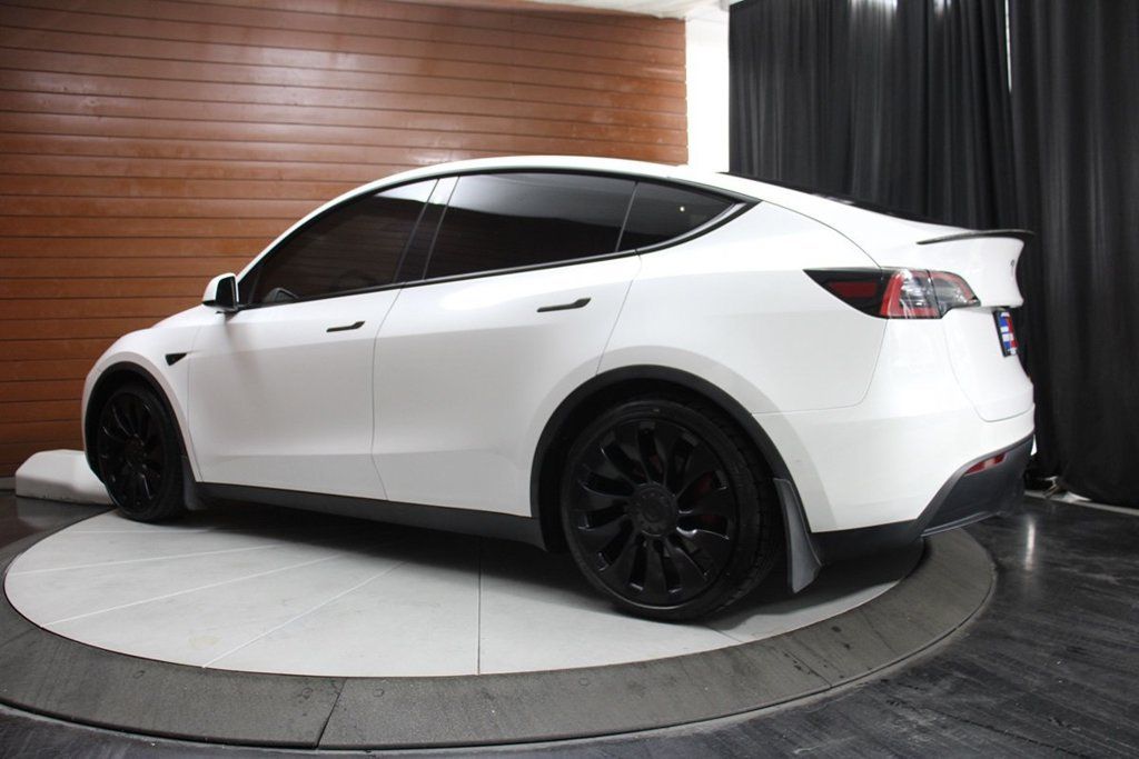 Used 2022 Tesla Model Y Performance AWD/4WD image 7