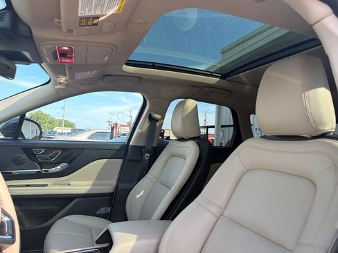 Used 2026 Lincoln Corsair Premiere FWD image 29
