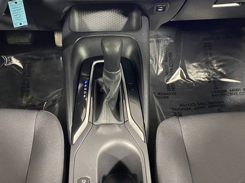 Used 2023 Toyota Corolla LE image 16