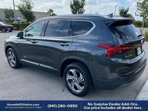 Certified 2023 Hyundai Santa Fe SEL FWD image 8