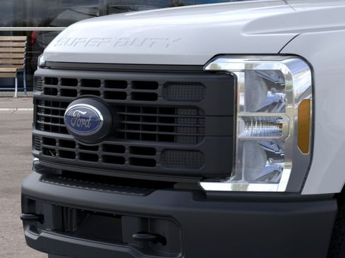 New 2026 Ford F350 XL w/ FX4 Off-Road Package AWD/4WD image 41