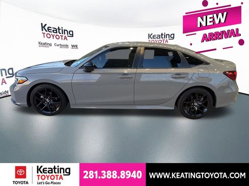 Used 2025 Honda Civic Sport image 1