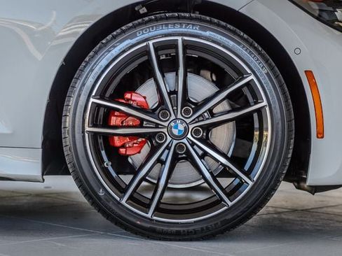 Used 2022 BMW 330i Sedan w/ M Sport Package RWD image 16