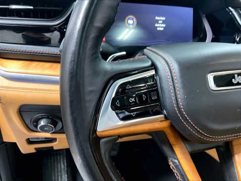 Used 2022 Jeep Grand Cherokee L Summit image 24
