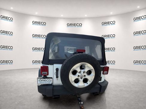 Used 2013 Jeep Wrangler Unlimited Sport AWD/4WD image 6