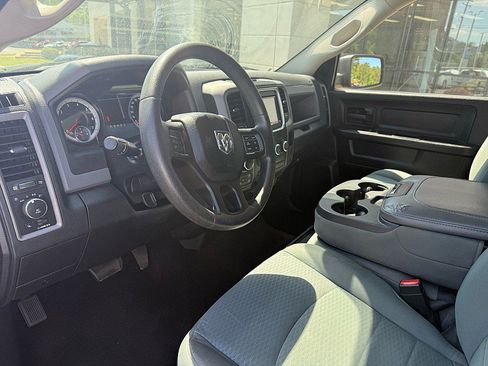 Used 2014 RAM 1500 Express AWD/4WD image 10