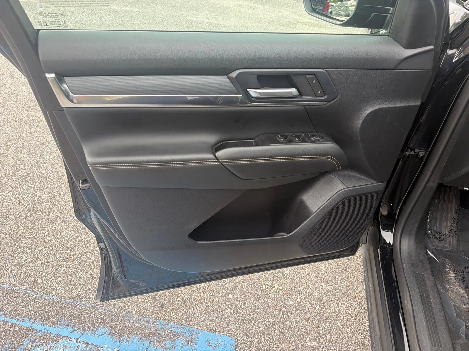 Used 2025 GMC Terrain Elevation FWD image 13