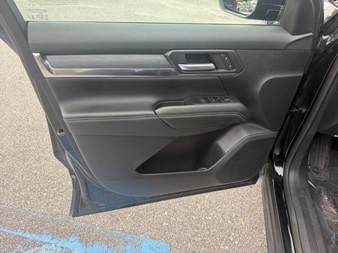Used 2025 GMC Terrain Elevation FWD image 13