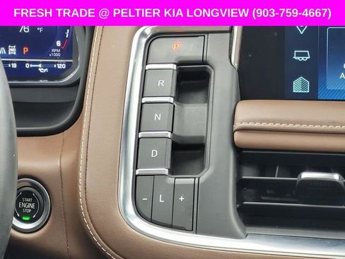 Used 2023 Chevrolet Suburban High Country image 27