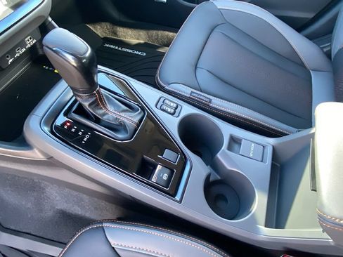 Certified 2025 Subaru Crosstrek 2.5i Limited w/ Crosstrek Mirror Package AWD/4WD image 22