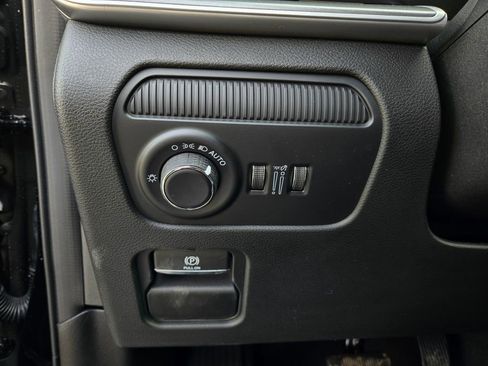 New 2026 Jeep Grand Wagoneer 4WD image 12