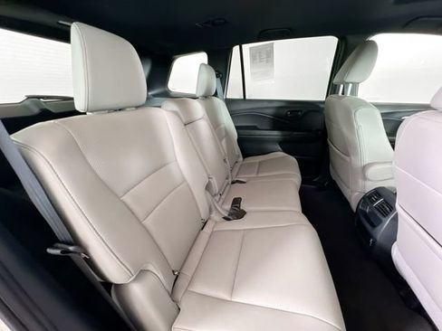Used 2023 Honda Passport EX-L image 27