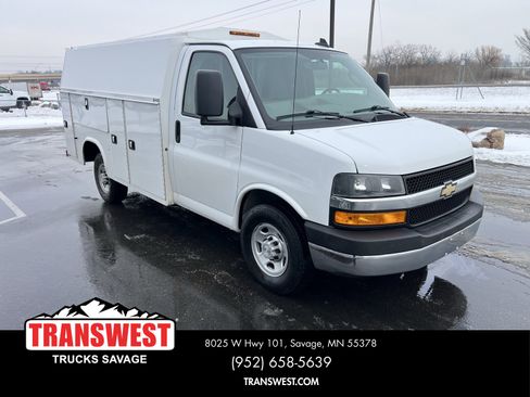 Used 2019 Chevrolet Express 3500 Work Van w/ Power Convenience Package image 3