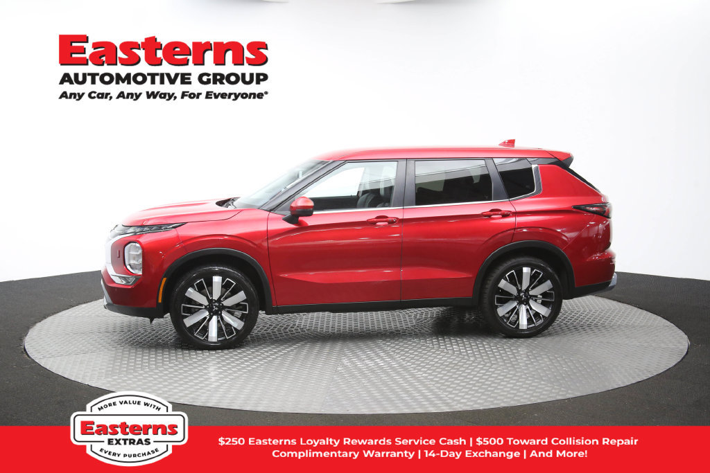 Used 2025 Mitsubishi Outlander SE AWD/4WD image 61