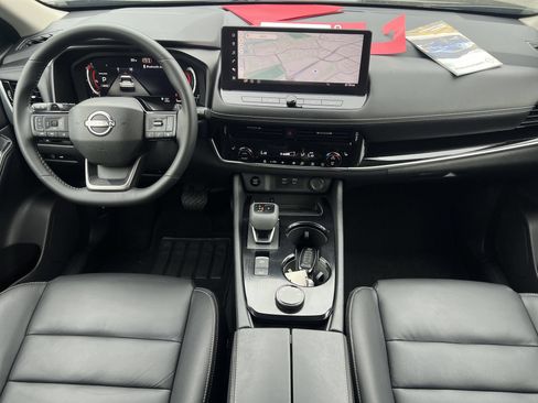 Certified 2026 Nissan Rogue SL AWD/4WD image 2