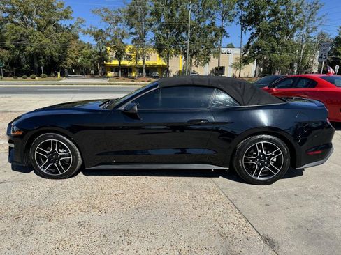 Used 2018 Ford Mustang Premium image 8