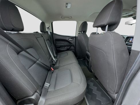 Used 2018 Chevrolet Colorado LT RWD image 18