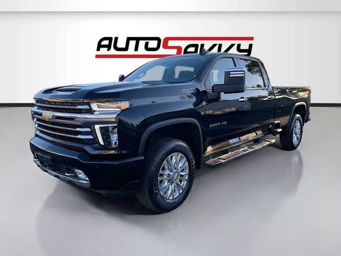 Used 2021 Chevrolet Silverado 2500 High Country w/ Z71 Off-Road Package image 3