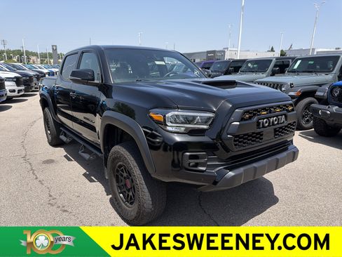 Used 2023 Toyota Tacoma TRD Pro AWD/4WD image 1