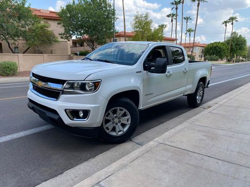 Used 2016 Chevrolet Colorado LT w/ LT Convenience Package RWD image 3