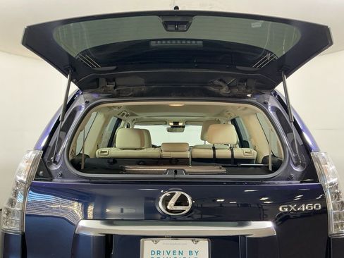 Used 2023 Lexus GX 460 Premium image 32