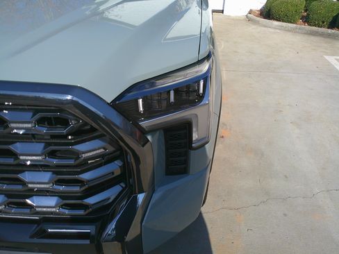 Used 2024 Toyota Tundra Platinum image 7