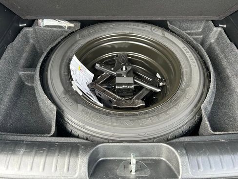 Used 2021 Jeep Cherokee Latitude Lux w/ Sun & Sound Group image 15