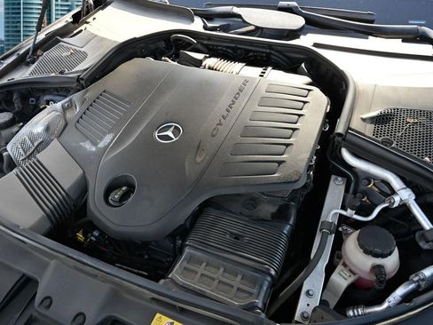 Used 2023 Mercedes-Benz S 500 4MATIC w/ AMG Line image 33